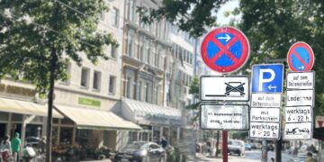 Road traffic signs in Germany